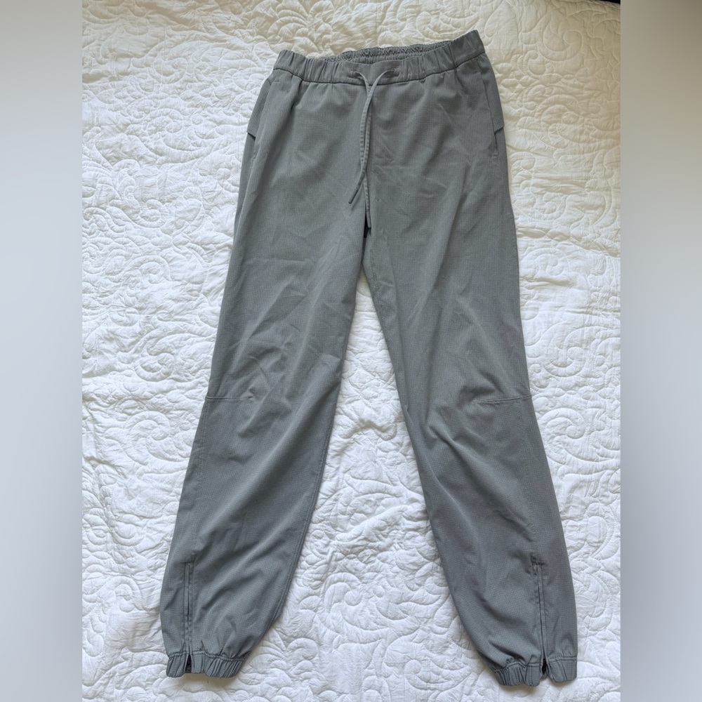 lululemon athletica Women’s Gray Joggers
